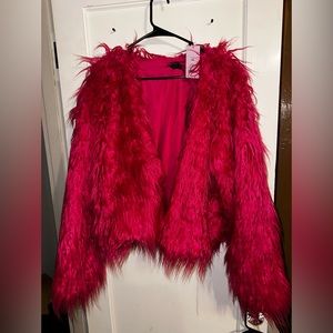 Super cute Magenta faux fur